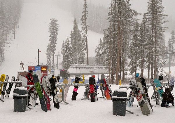 Thieves snag unlocked skis-snowboards