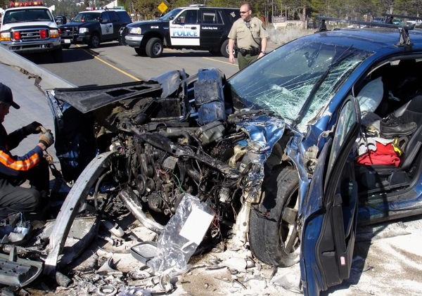 Major injury accident sends 3 to hospital, closes Hwy. 50