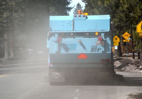 Officials: Muck on roadways not from change in de-icing