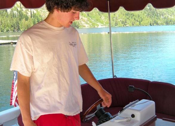 Building fees cut emissions on Fallen Leaf via electric boats