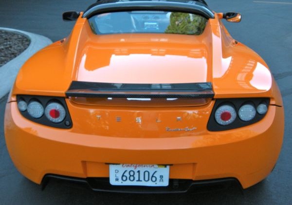Tesla — a silent roadster making noise in the car world