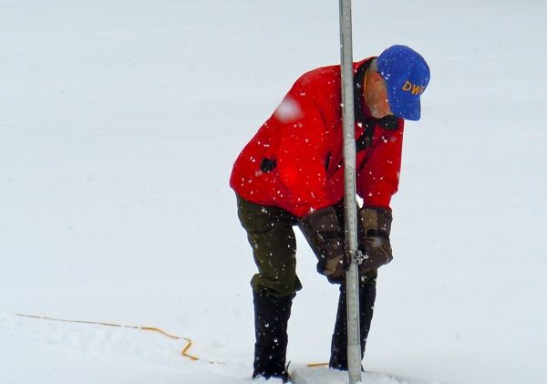 Warm weather taking toll on Sierra snowpack