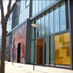 versace Beijing and other Chinese cities are full to high-end stores.