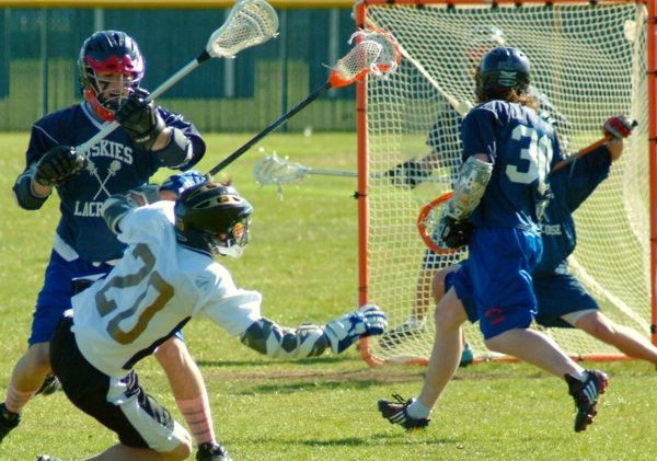 Lacrosse team looking for players, volunteers