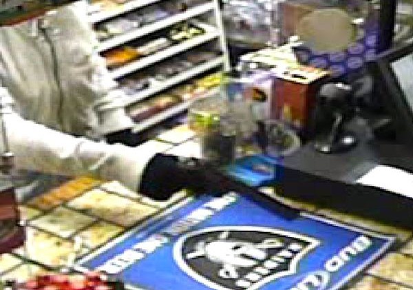 2 men brandish weapon during robbery at S. Tahoe gas station