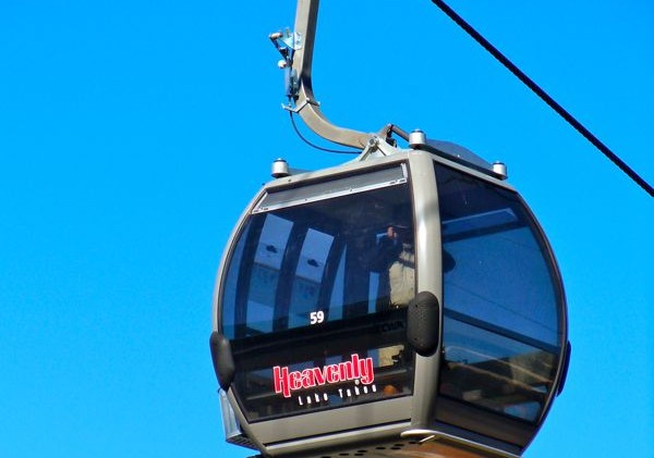 65 people evacuated from Heavenly chairlift