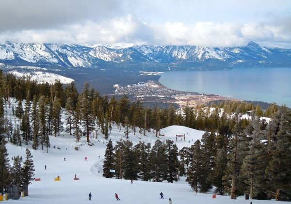 Scarcity of snow puts winter businesses in Tahoe in a bind