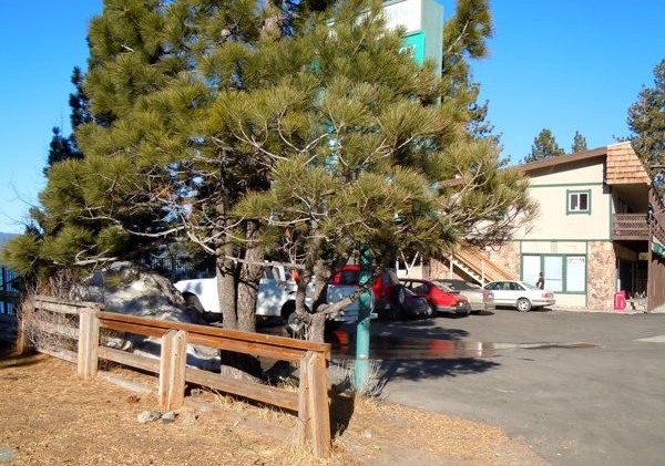 Building demolition would add beach access in S. Tahoe