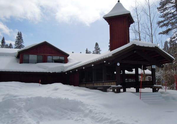 Old ski lodge set to open on top of Echo Summit