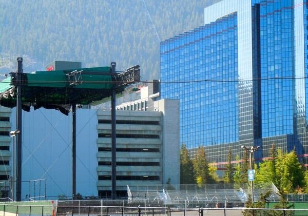 Man dies falling from Harveys parking structure