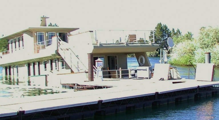 Sierra Rose sinks at Tahoe Keys Marina dock