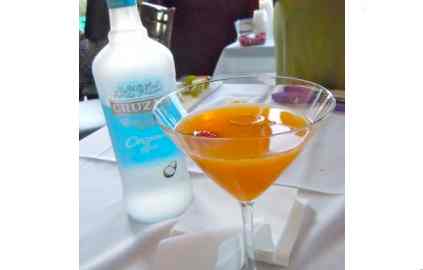 Cocktail event benefits Barton cancer program