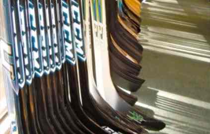 Hockey team looking for host families