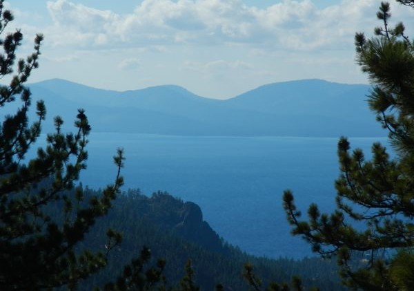 Lake Tahoe unfolds along slice of Rim Trail