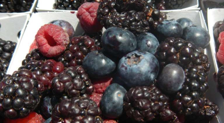 Study: 70% of produce in U.S. contain pesticide residue