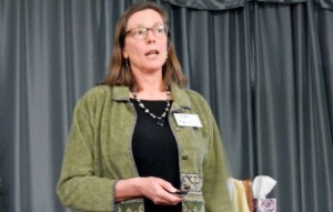 Lauri Kemper with Lahontan talk about bacteria regulations. Photo/LTN
