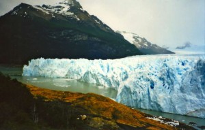 Glaciers are melting throughout the world, including the Moreno Glacier in Argentina. Photo/LTN file