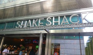 Shake Shack pays employees well above minimum wage. Photo/LTN