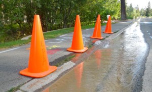 Lakeside Park Water Company refuses to make repairs to a water line on the weekend. Photo/LTN