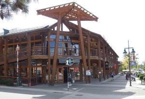 2014 Cecil's last location, midway between its original site and Harrah's. Photo/Bill Kingman