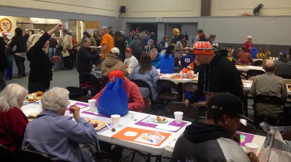 On Nov. 24 volunteers dished up more than 200 Thanksgiving dinners at Grace Hall in South Lake Tahoe. Photos/Kathryn Reed