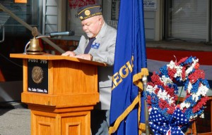 Curt Emerie with the South Lake Tahoe American Legion speaks Nov. 11. Photo/Kathryn Reed