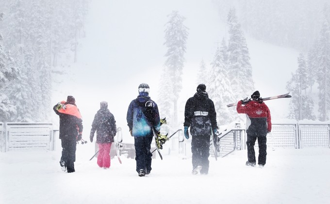 Storm dumps on Sierra-at-Tahoe, resort opens
