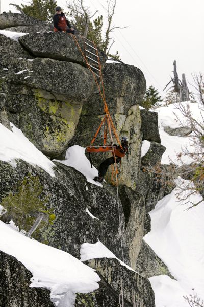 Sierra-at Tahoe patrollers practice high angle rescues. Photo/Merick Rickman