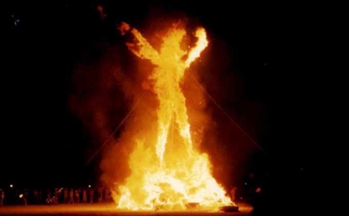 No fences around major burns at Burning Man