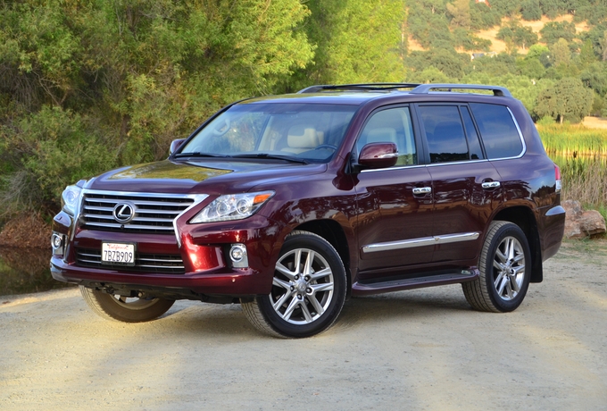 The Lexus LX570's is luxury built into a heavy-duty SUV. Photos/Larry Weitzman