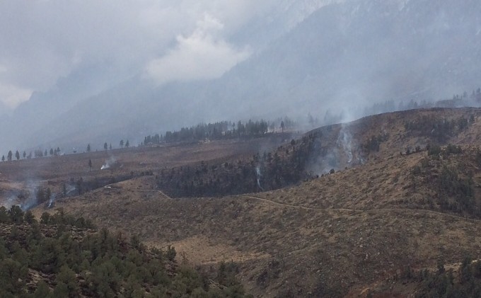 Wildfire destroys 40 structures near Mammoth