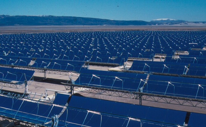 Nev. regulators to consider solar rate-hike pause