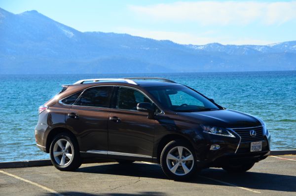 Gas mileage is one of the disappointments with the Lexus RX350. Photos/Larry Weitzman