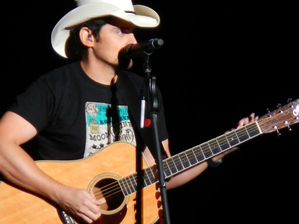 Brad Paisley is a renowned guitarist
