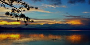 A high pressure is making the Lake Tahoe Basin unseasonably warm. Photo/Toogee Sielsch