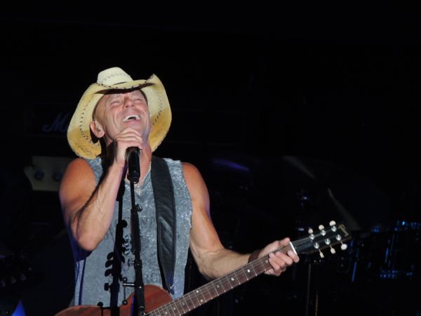 Kenny Chesney had people on their feet all night July 22. Photo/Taylor Flynn/Tahoe Mountain News