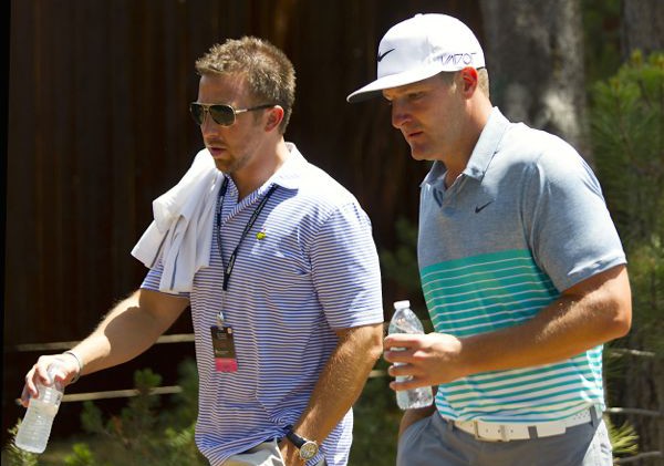 Place kicker takes the lead in celeb golf bout