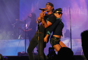 A few "pilots" were in the audience Sunday, including one who was invited on to the stage during "Drunk on a Plane".