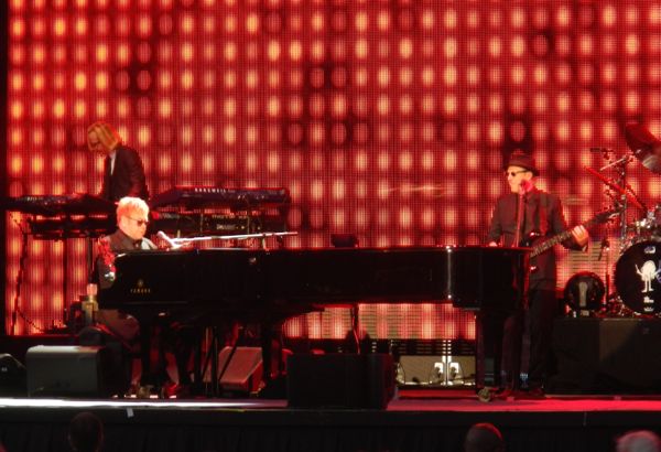 Elton John rarely stood up from the piano on Aug. 8. Photos/Kathryn Reed