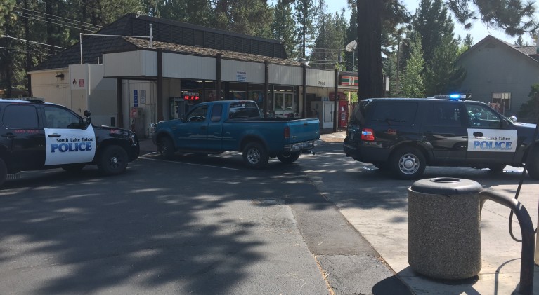 SLT cops apprehend suspect at 7-Eleven
