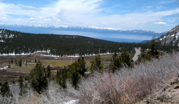 Paraglider rescued from Mt. Rose