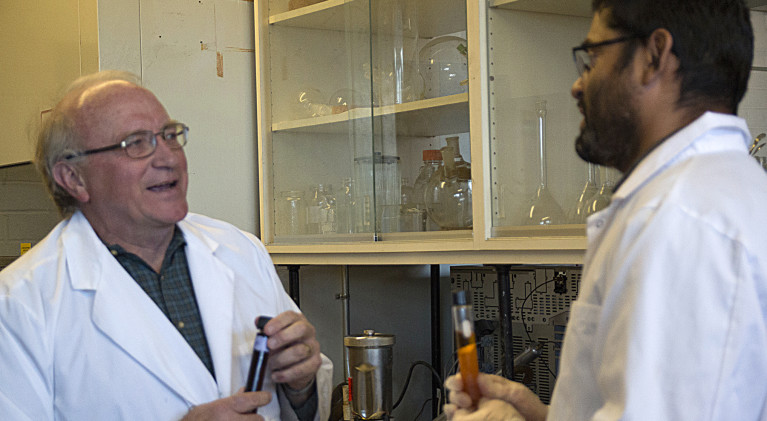UNR professor converting weed to biofuel