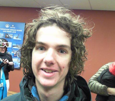 Weather hampers efforts to find missing skier
