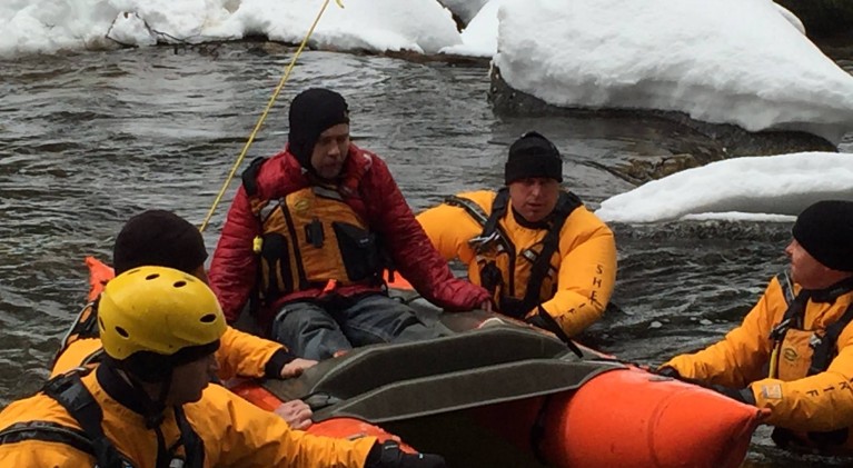 Suspects give up after nearly freezing to death