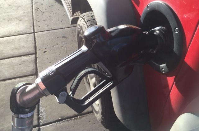 Initiative to repeal Calif. gas tax qualifies for Nov. ballot