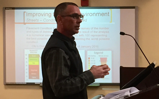 Jim Marino, South Lake Tahoe assistant public works director, outlines what needs fixing in the city. Photos/Kathryn Reed