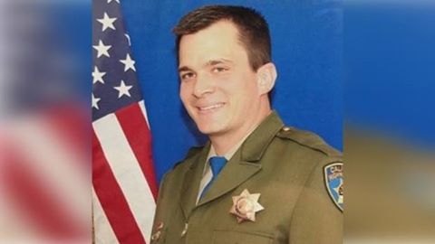 CHP officer hit near Donner Summit dies