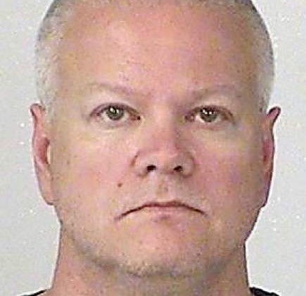 Ex-drug agent to spend 10 years behind bars