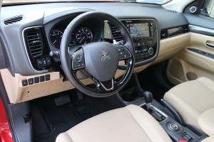 Specifications Price as tested $35,195 Engine 3.0L SOHC, 24 valve V-6 224 hp @ 6,250 rpm 215 lb.-ft. of torque @ 3,750 rpm Transmission Six speed torque converter automatic Configuration Transverse mounted front engine/FWD/AWD Dimensions Wheelbase 105.1 inches Length 184.8 inches Width 71.3 inches Height 66.1 inches Track (f/r) 60.6/60.6 inches Ground clearance 8.5 Weight 3,593 pounds Weight distribution (f/r) 57/43% Fuel Capacity 15.8 Wheels 18X7 inch alloys Tires 225/55X18 inch all season Steering lock to lock 3.3 turns Cargo capacity behind front row/second row/third row 63.3/34.2/10.3 cubic feet Tow capacity 3,500 pounds Performance 0-60 mph 7.37 seconds 50-70 mph 4.14 seconds 50-70 mph uphill 6.33 seconds Top speedwell into triple digits Fuel economy EPA rated 20/27/23 mpg city/highway/combined. Expect 23 overall in rural country driving 29-30 mpg on the highway at legal speeds.