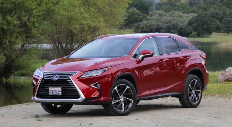 Road beat: Lexus RX 350 keeps delivering